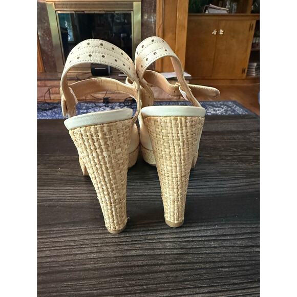 Stuart Weitzman Ivory Leather and Raffia Platform Sling Back Heel Sz. 8M - Picture 8 of 9